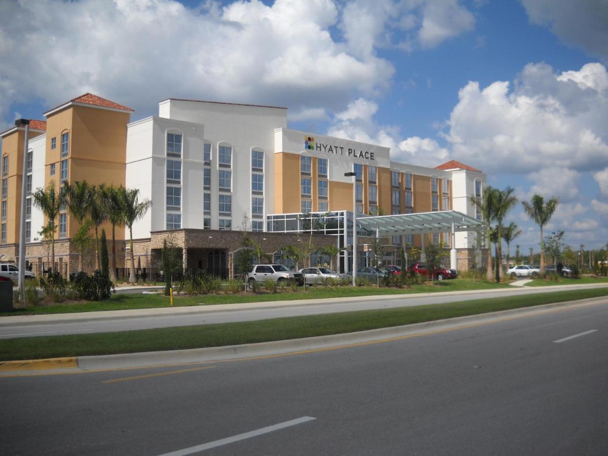 Hyatt Place Fort Myers At The Forum Exterior photo